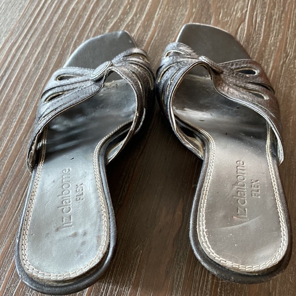 2/$20. Liz Claiborne flex ladies wedge heel shoes in size 6 1/2. Black leather. - Picture 3 of 8